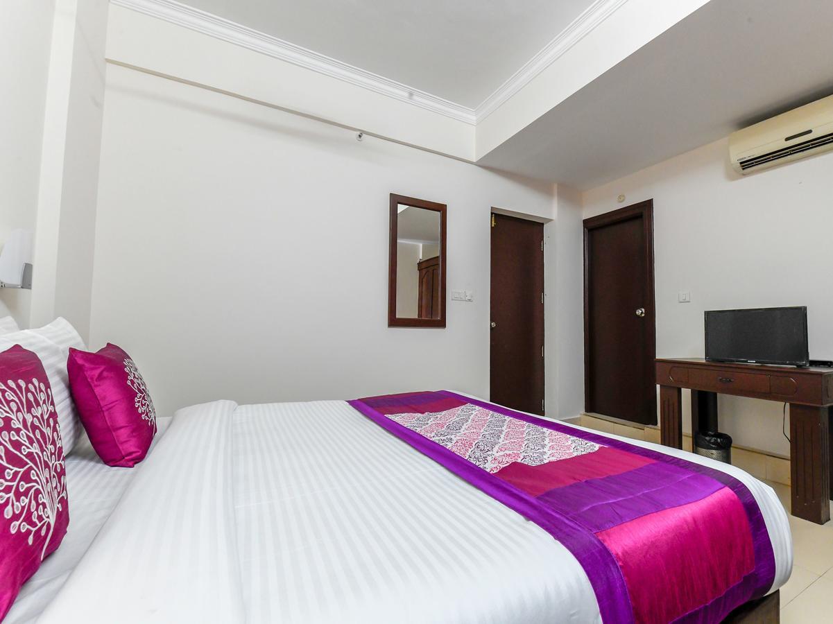 Oyo 11309 Hotel Green Land Residency Коччи Экстерьер фото